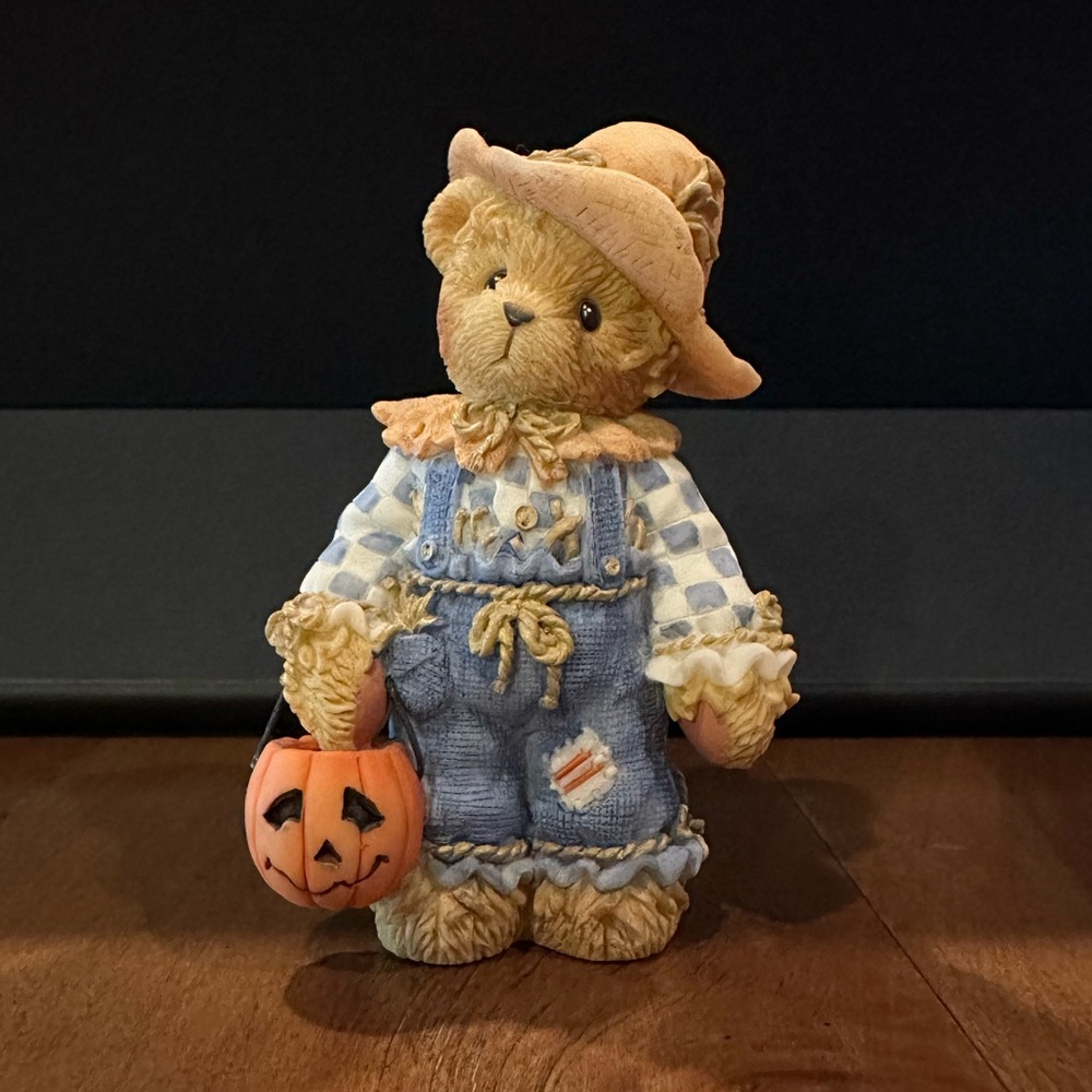 🧸 Cherished Teddies TOM “Your Smile is a Treat” 🧸 Figurine with Pumpkin Basket